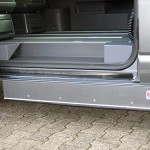 Hubplattform verschwindet vollständig unter dem Fahrzeug